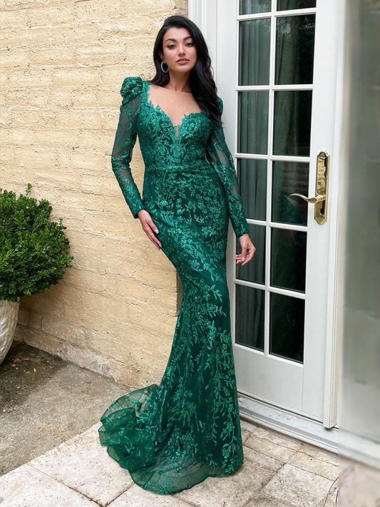 Emerald Green floor-length prom dress, alternate view showing the bodice and skirt