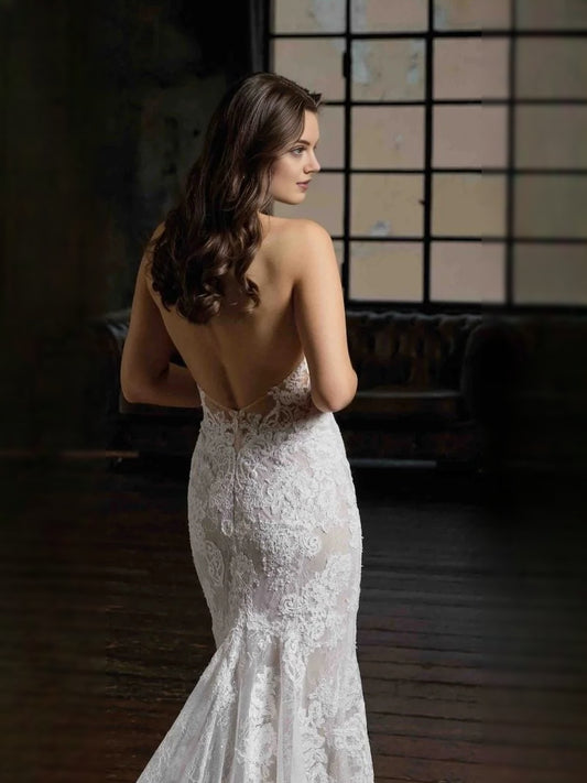 Ivory floor-length wedding dress, alternate view showing the bodice and skirt