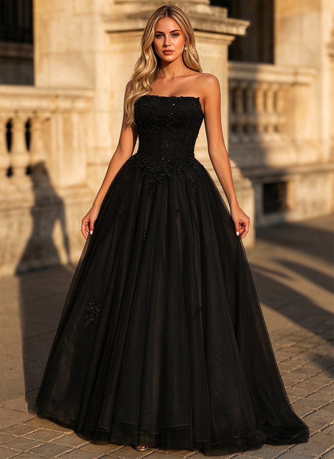 Strapless Corset Tulle Ball Gown Floral Lace Applique Prom Dress