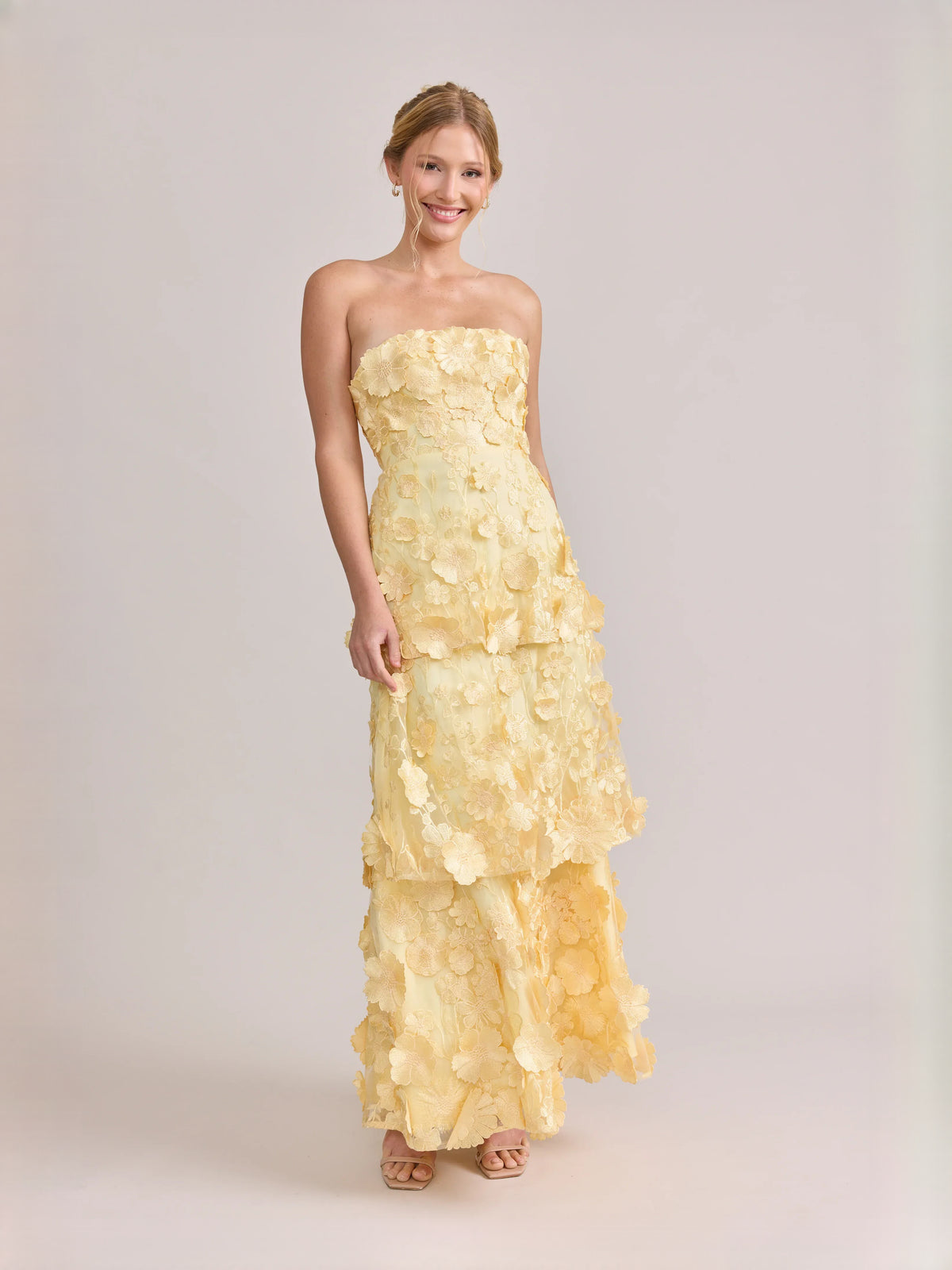 Tiered Flower-Applique Floral Strapless A-Line Floor-Length Prom Dress for Evening Ceremony