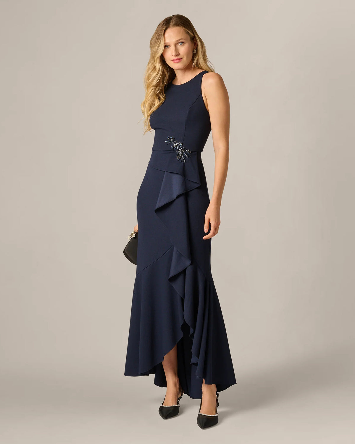 Halter Neck A-Line Maxi Mother of the Bride Dress for Autumn Reception