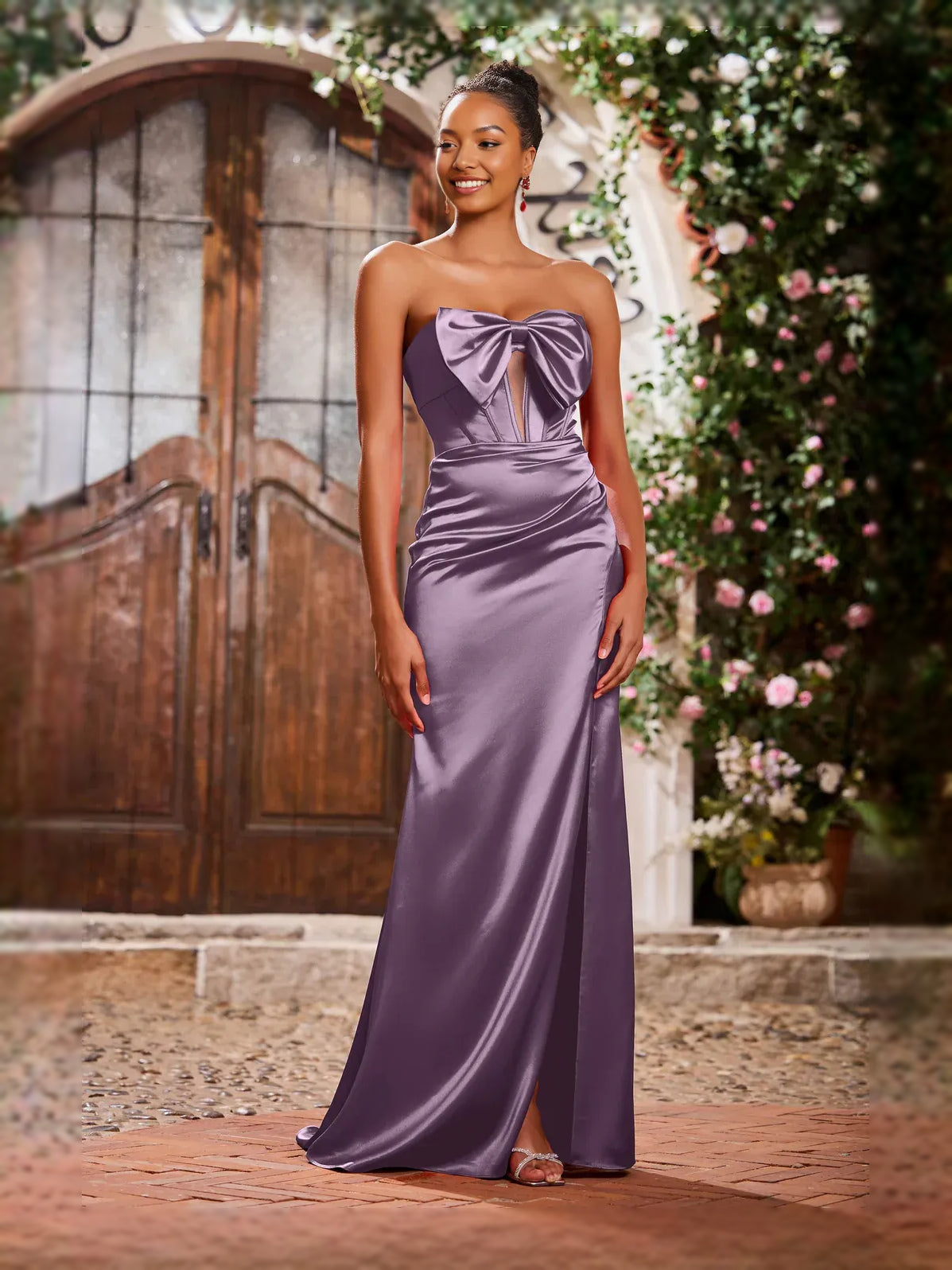 Ruched Corset Slit Strapless Mermaid Floor-Length Satin Prom Dress for Special Occasion