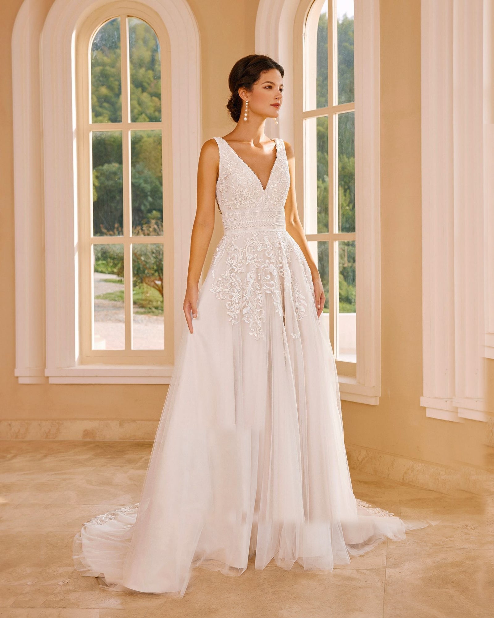 sleeveless v-neck lace tulle chapel train wedding dress - image 2