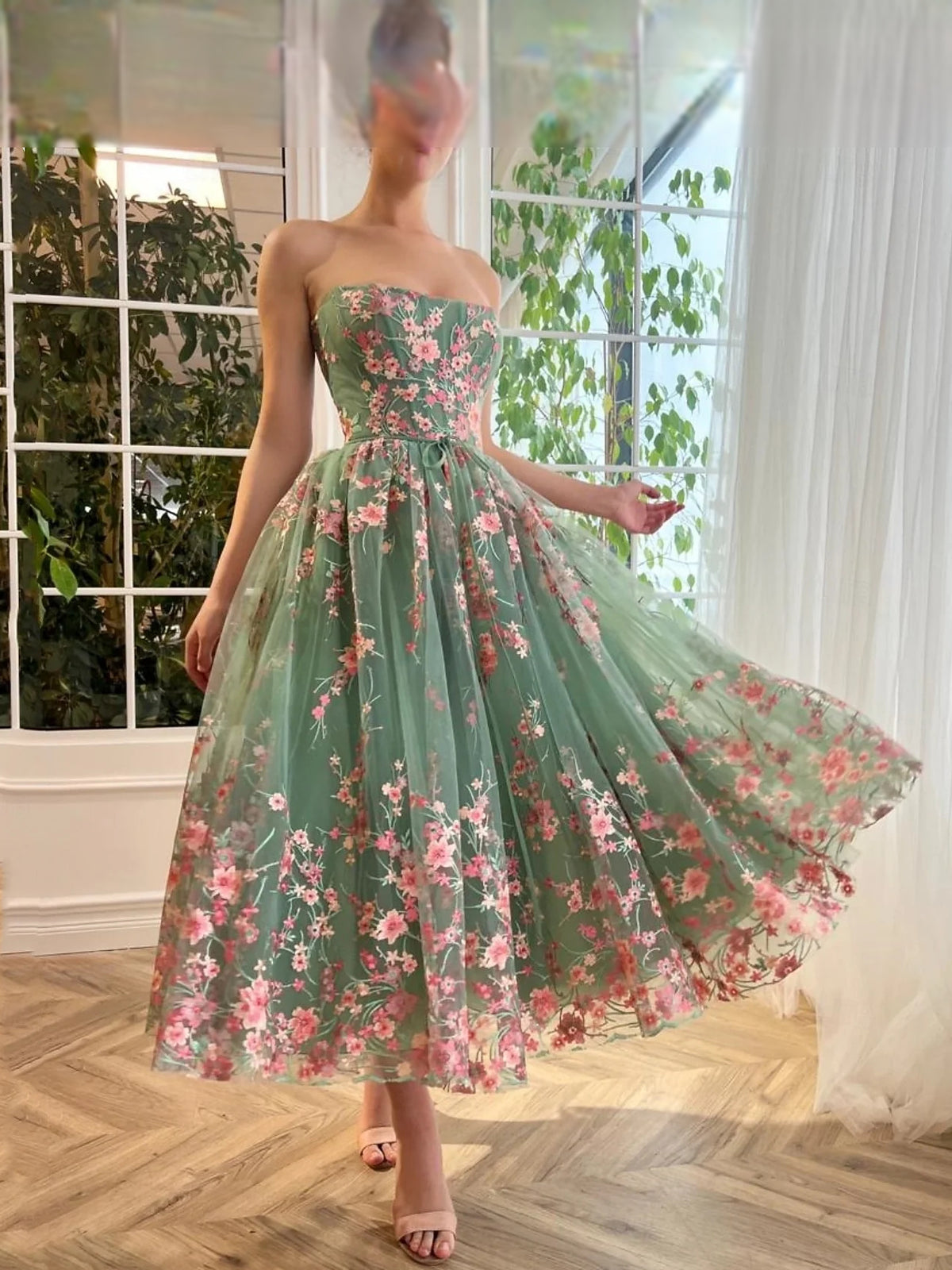 Emerald Green tea-length prom dress, alternate view showing the bodice and skirt