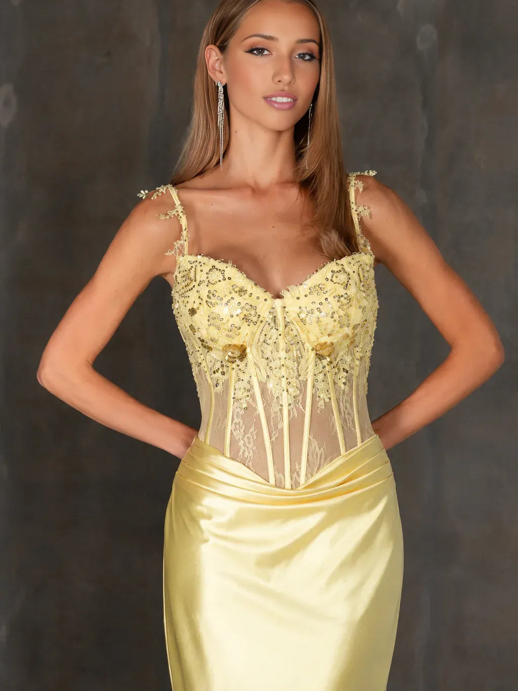 Lemon floor-length prom dress, close view of the dress design
