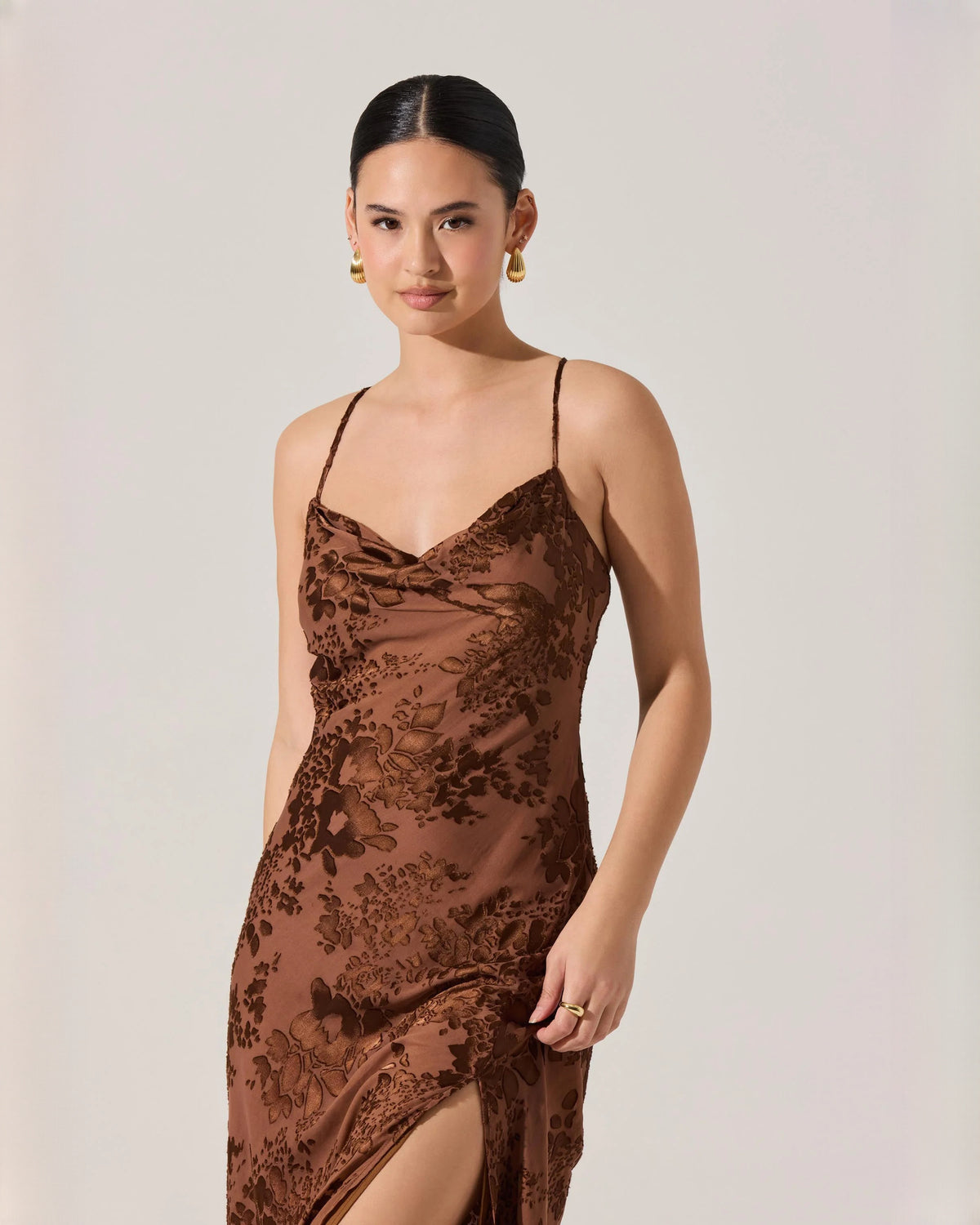 sleeveless mesh a-line midi bridesmaid dress - image 4