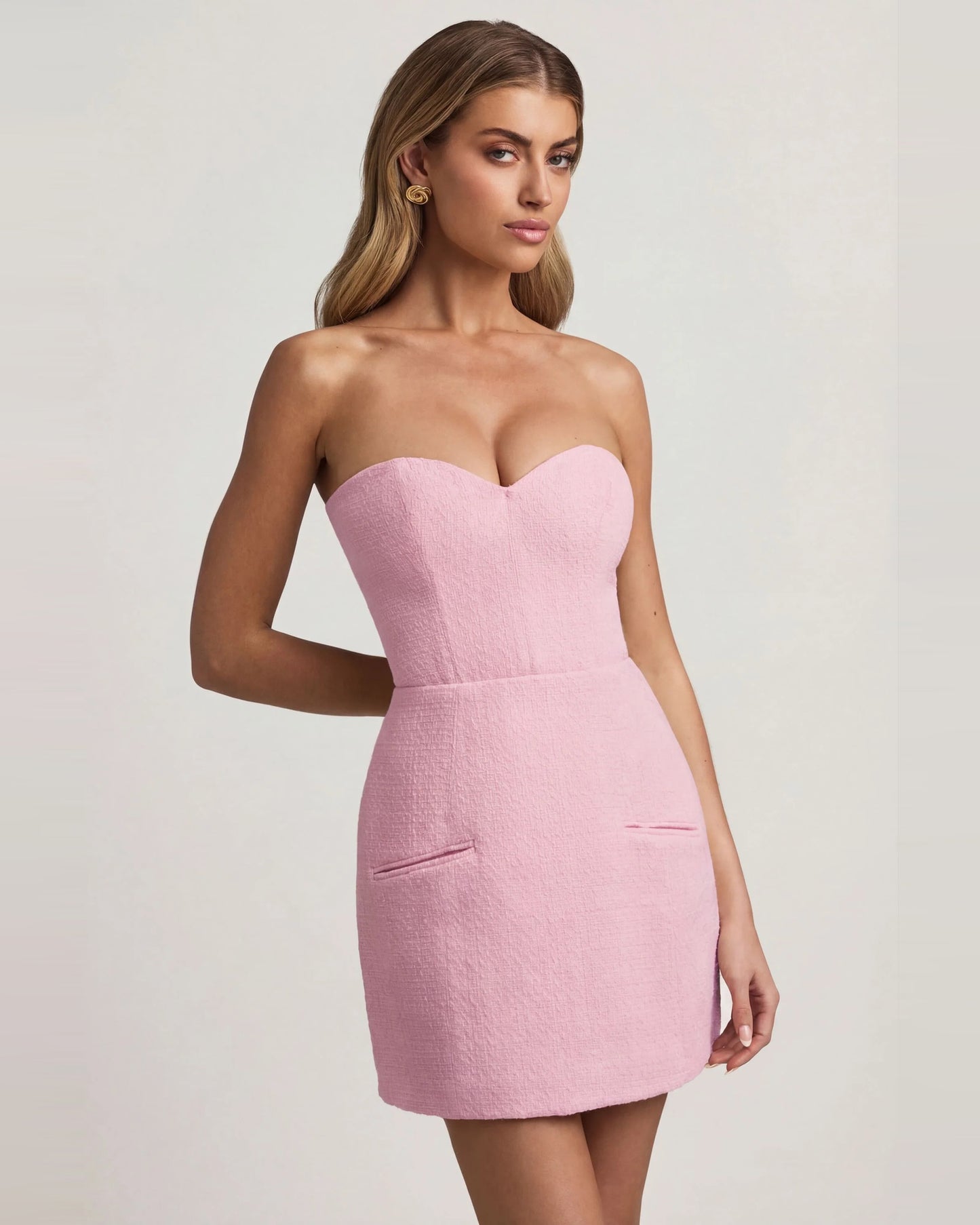 strapless sweetheart structured mini homecoming dress - image 5