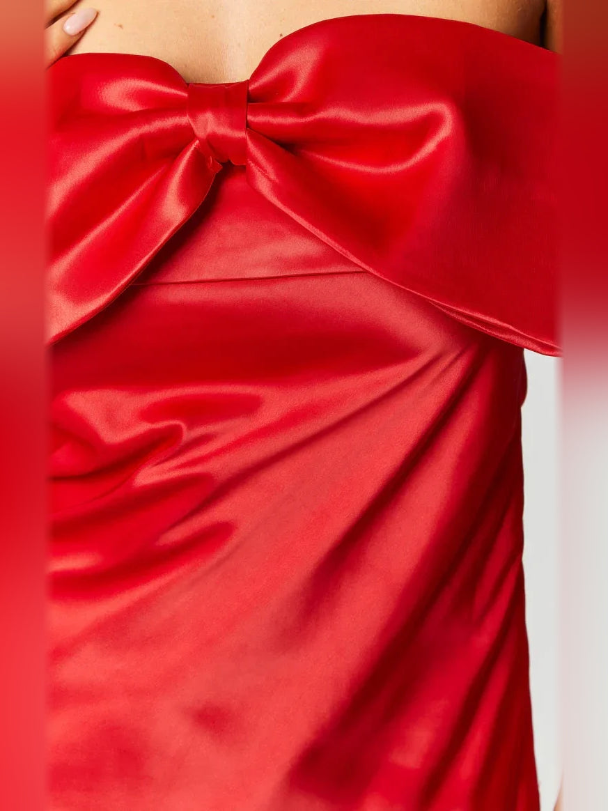 Red mini homecoming dress, alternate view showing the full-length profile