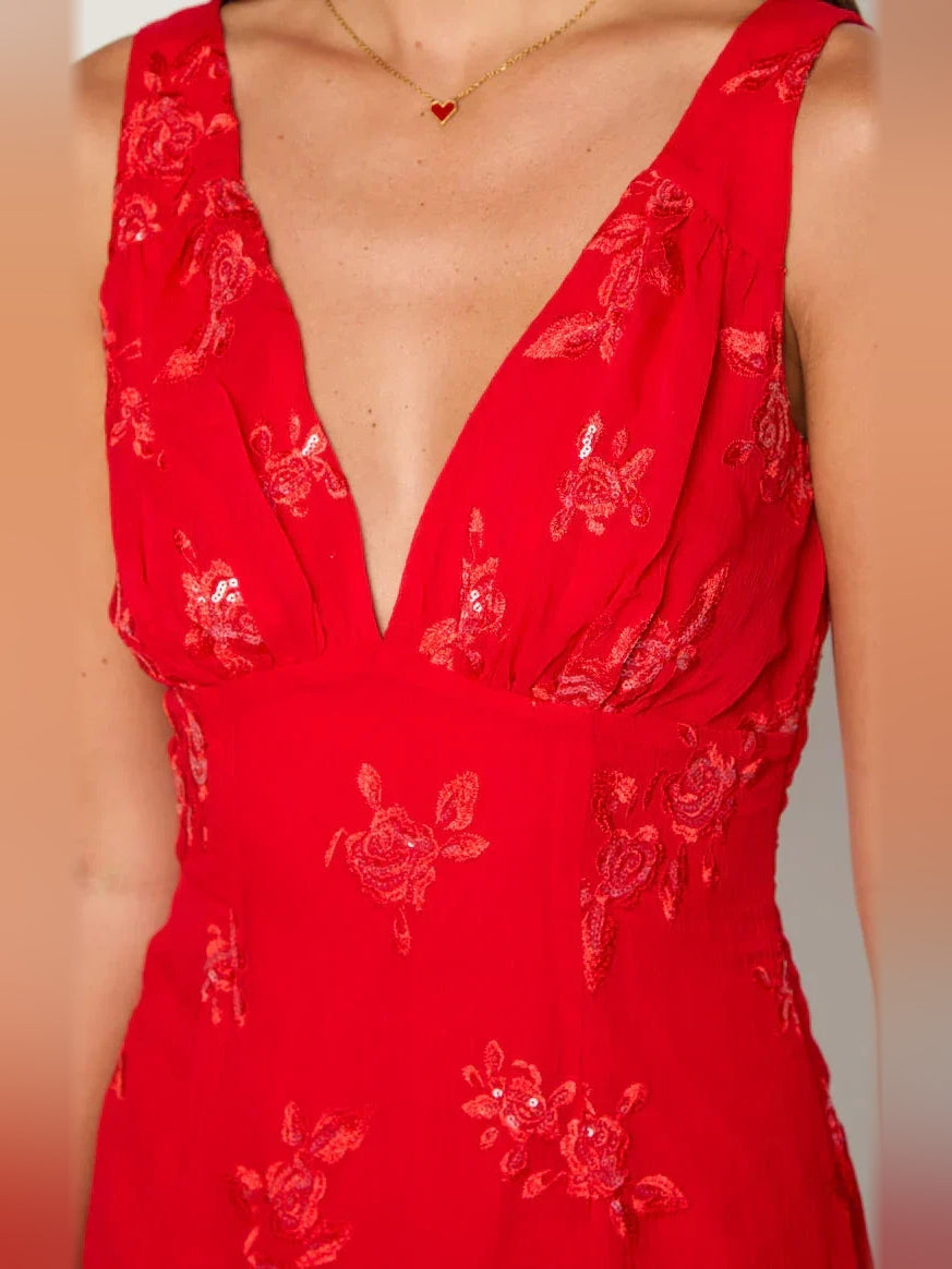 Red mini homecoming dress, alternate view showing the full-length profile