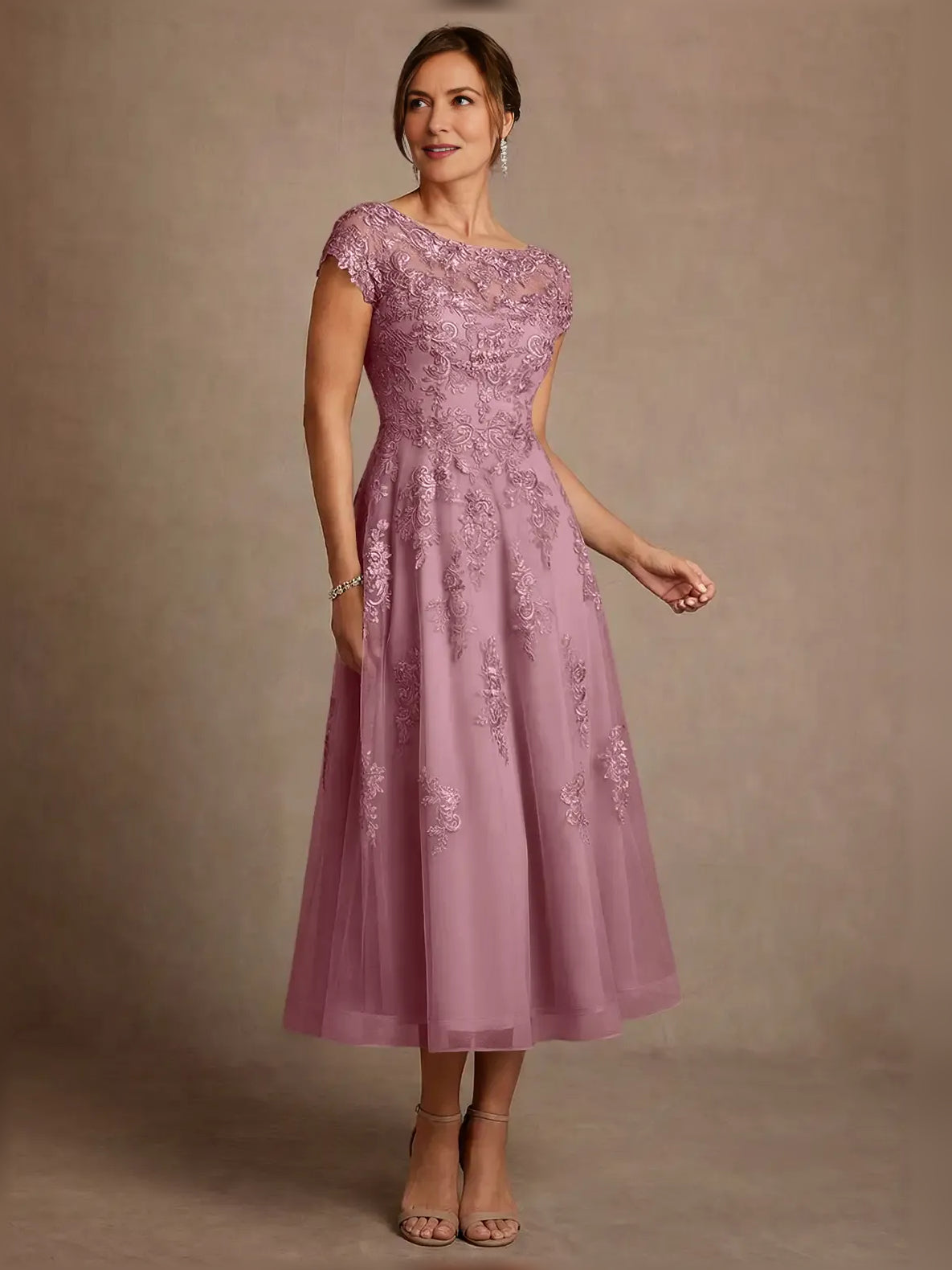 Vintage Mauve midi mother of the bride dress, alternate view showing the bodice and skirt