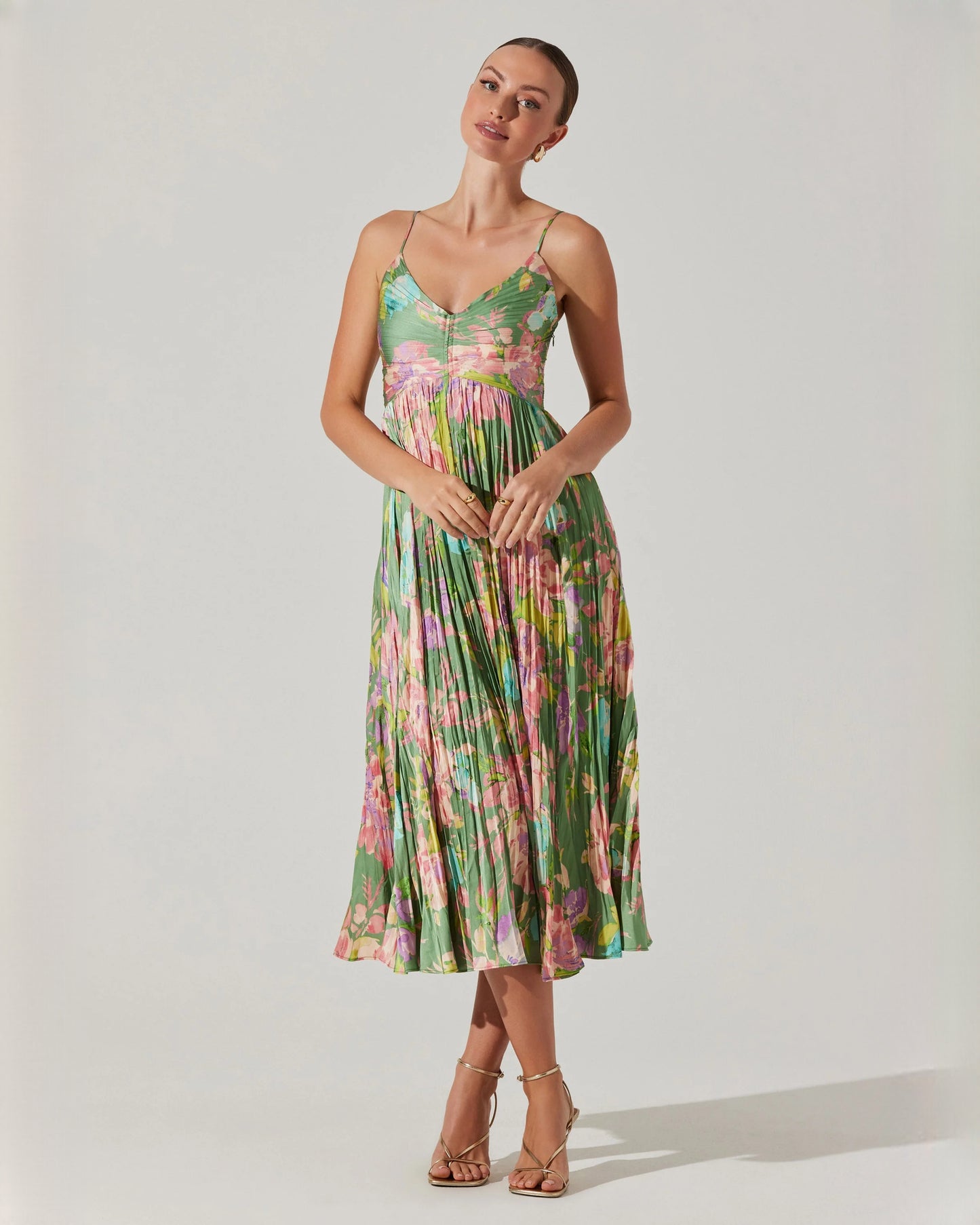 Elegant Wedding Reception Sleeveless Chiffon A-Line Midi Bridesmaid Dress