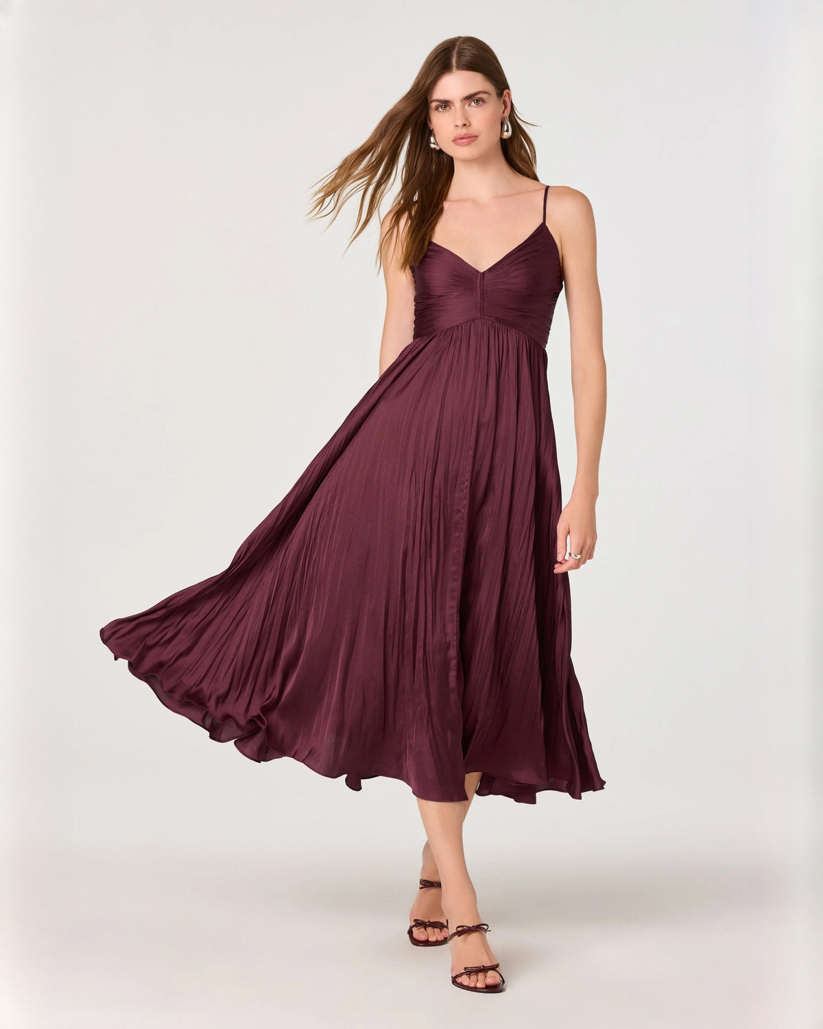 Elegant Wedding Ceremony Sleeveless Chiffon A-Line Midi Bridesmaid Dress