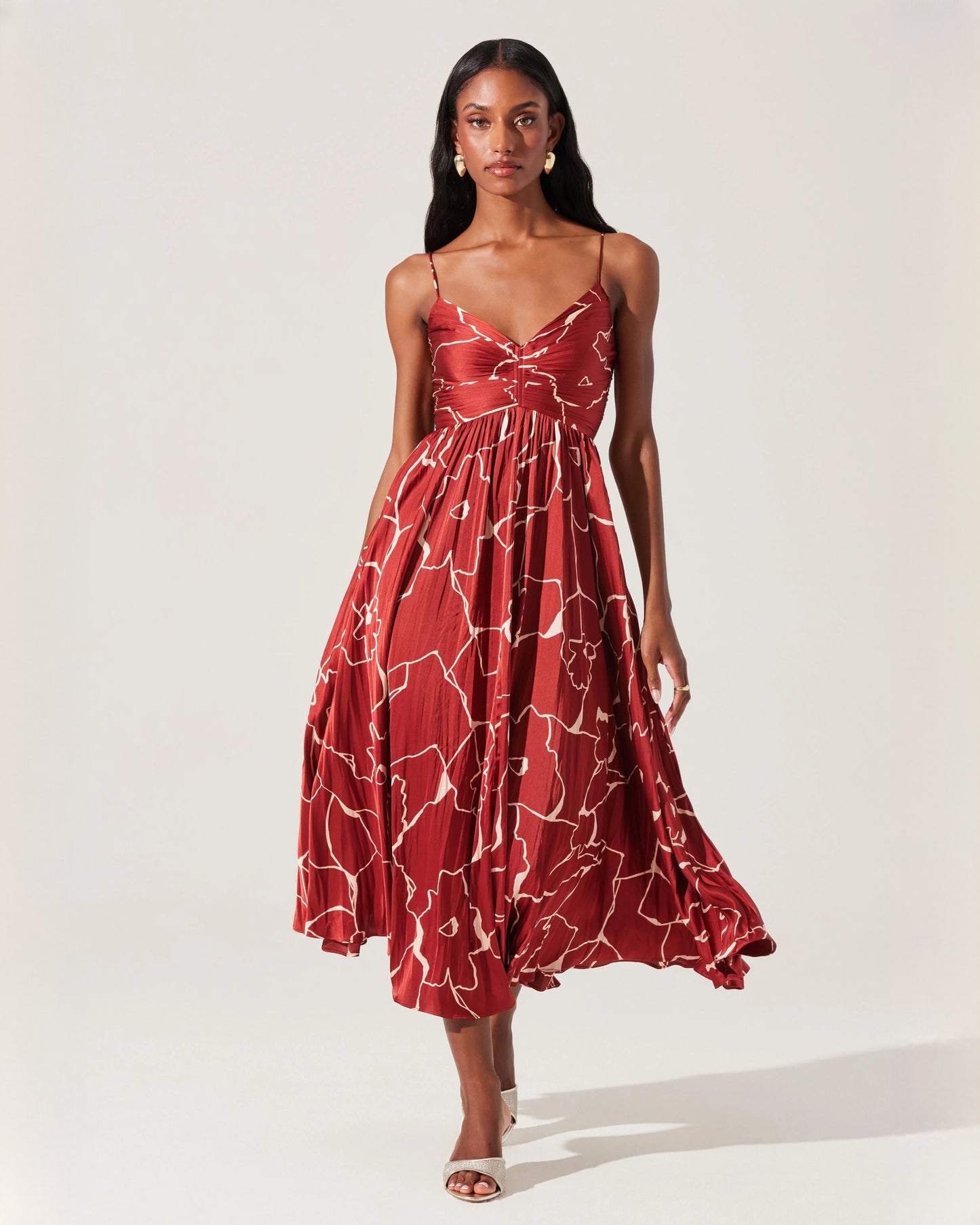 Elegant Wedding Reception Sleeveless Chiffon A-Line Midi Bridesmaid Dress