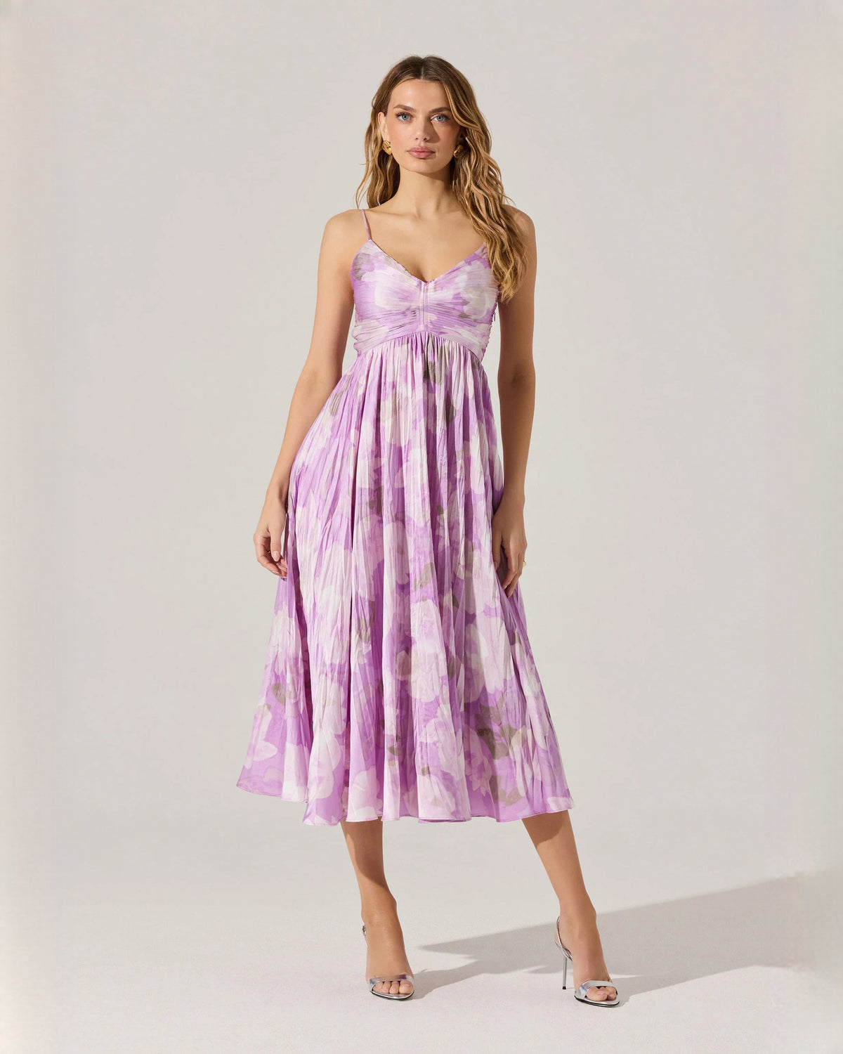 Elegant Wedding Reception Sleeveless Chiffon A-Line Midi Bridesmaid Dress