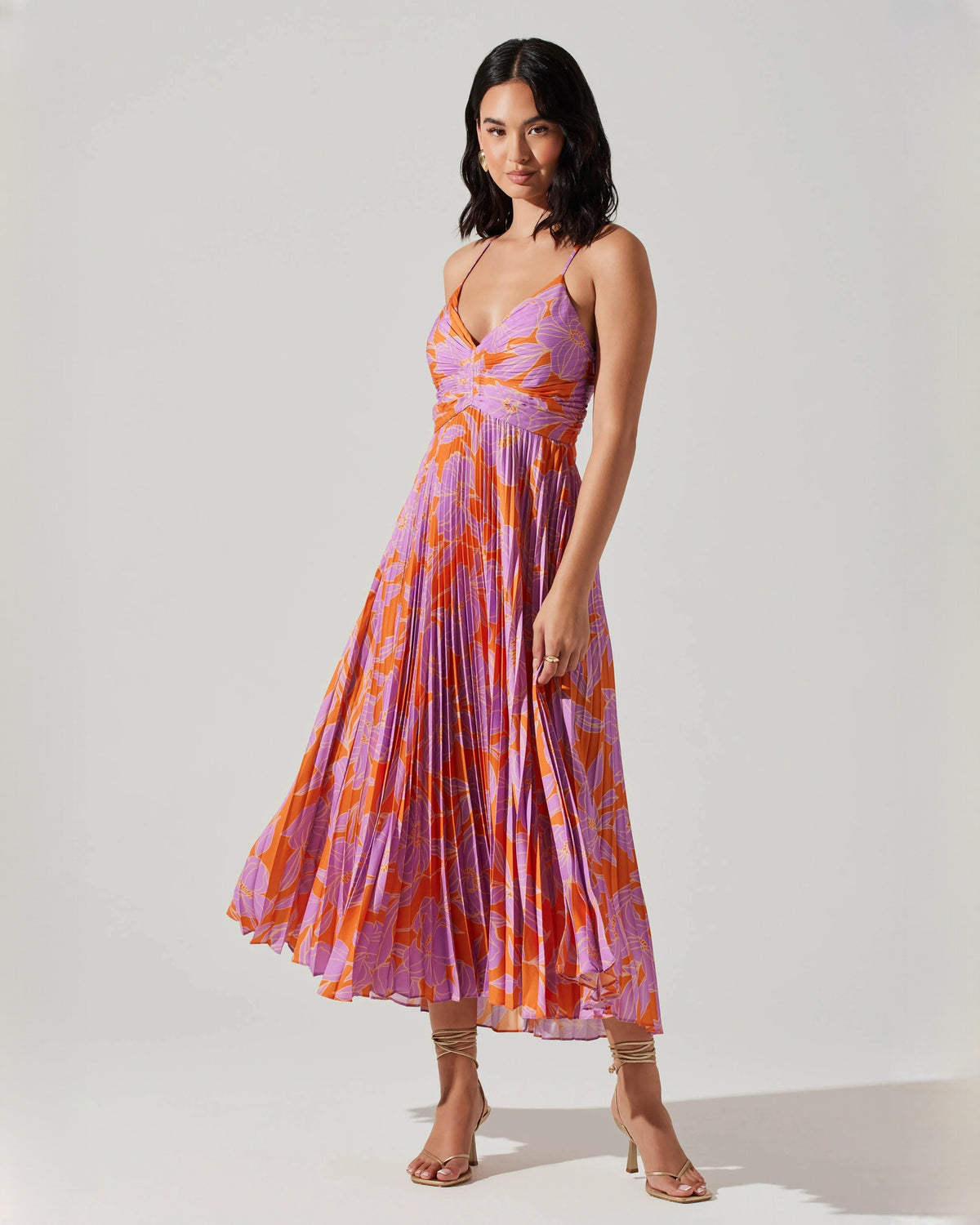 Elegant Wedding Party Sleeveless Chiffon A-Line Midi Bridesmaid Dress
