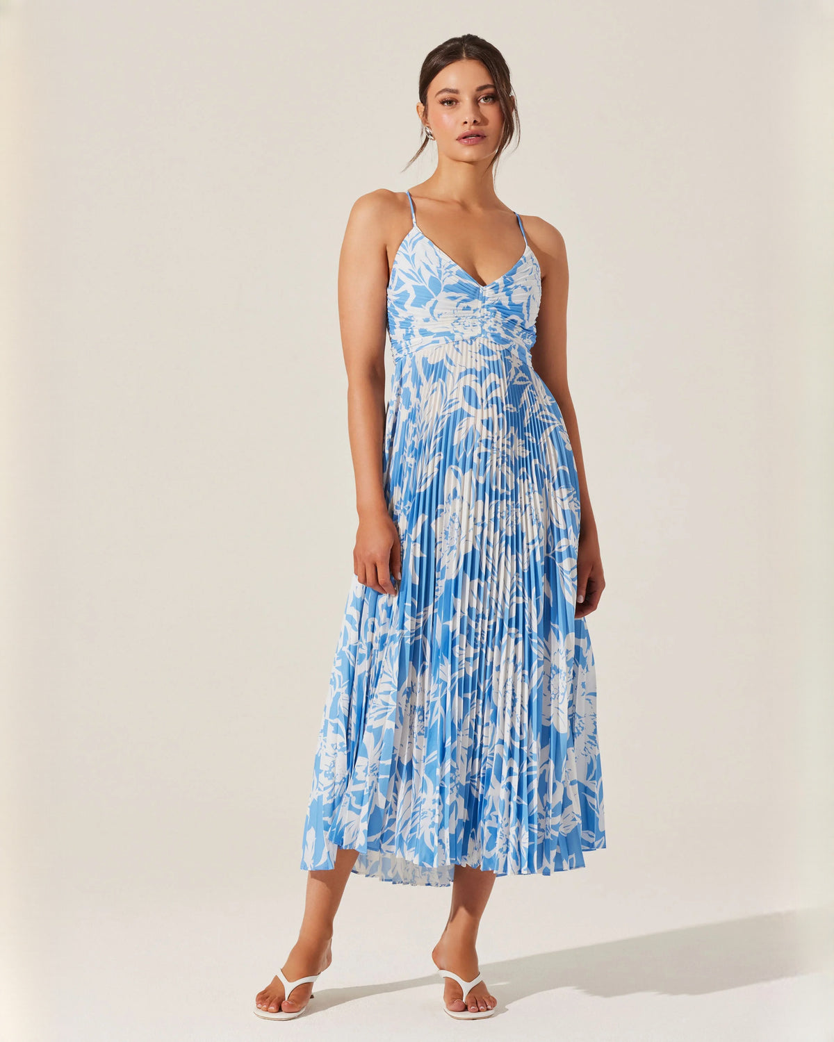 Elegant Wedding Party Sleeveless Chiffon A-Line Midi Bridesmaid Dress