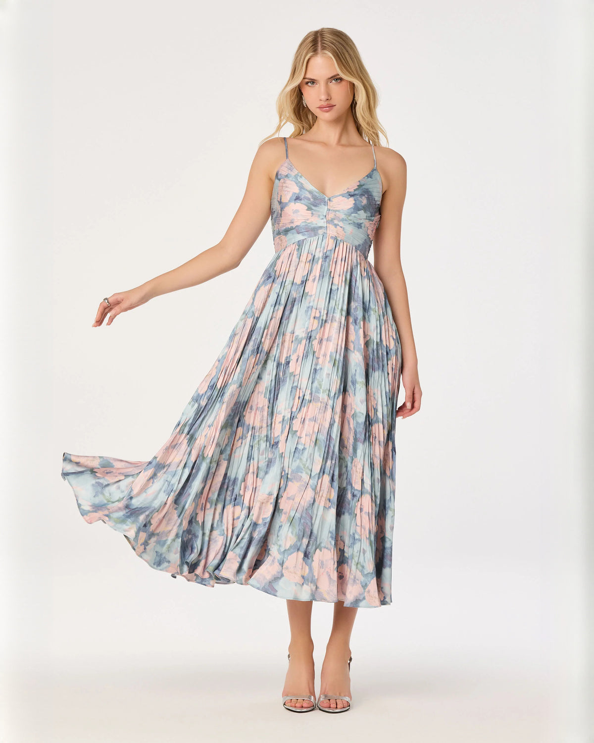 Elegant Wedding Reception Sleeveless Chiffon A-Line Midi Bridesmaid Dress