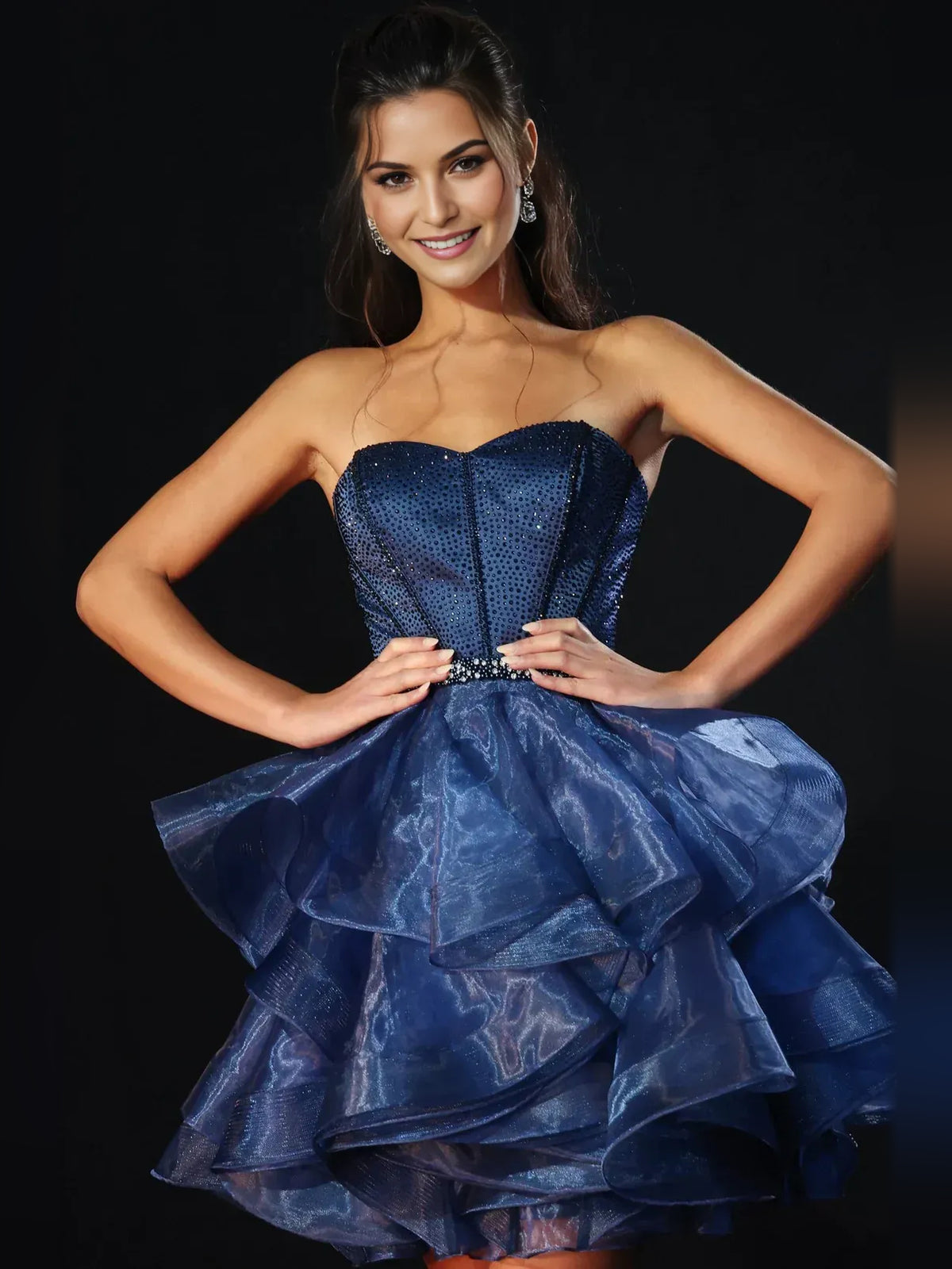 Tiered Layered Ruffled Sweetheart Flared Short Organza Homecoming Dress for Prom Night