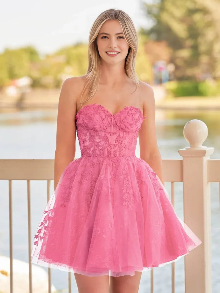 Corset Embroidered Floral Sweetheart A-Line Mini Tulle Homecoming Dress for Autumn Reception
