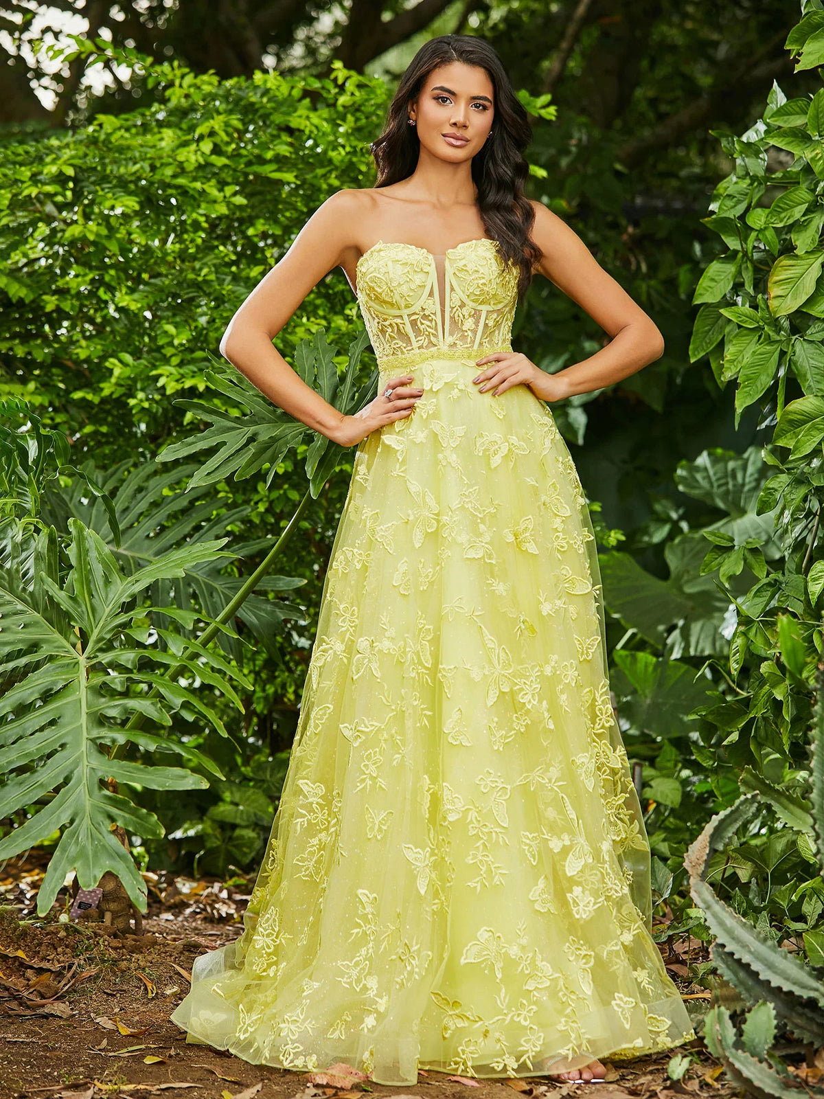 Corset Embroidered Floral Slit Sweetheart A-Line Floor-Length Tulle Prom Dress for Celebration Dinner