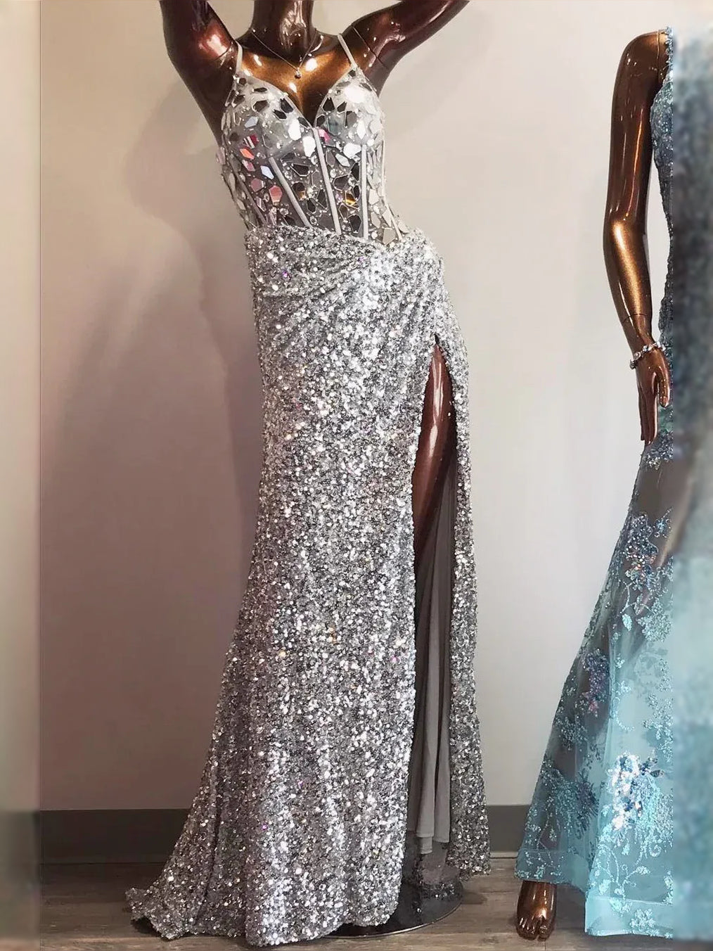 Ruched Draped Slit V Neck Mermaid Maxi Prom Dress for Red Carpet Event