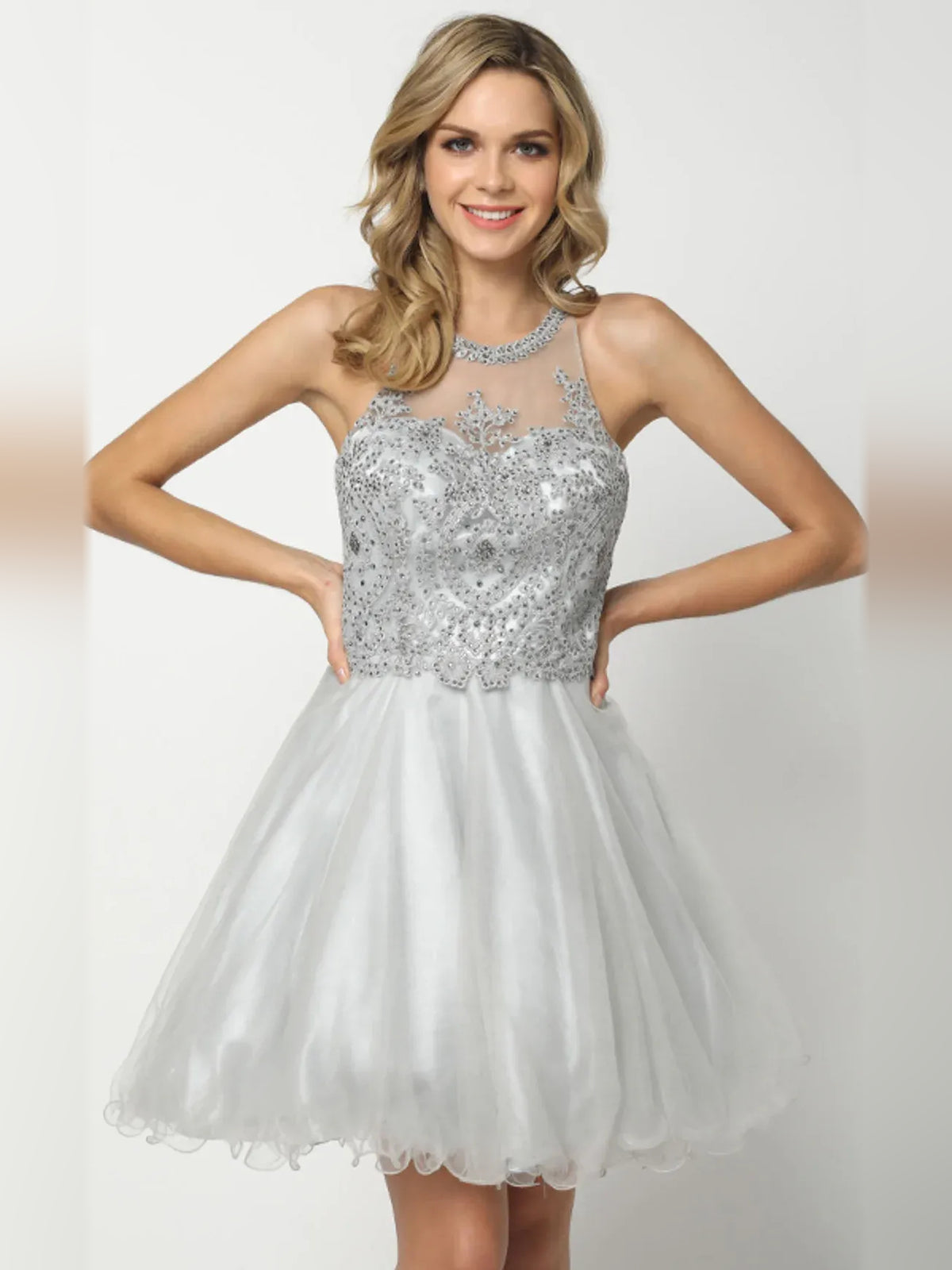 Beaded Halter Neck A-Line Short Tulle Homecoming Dress for Rooftop Reception