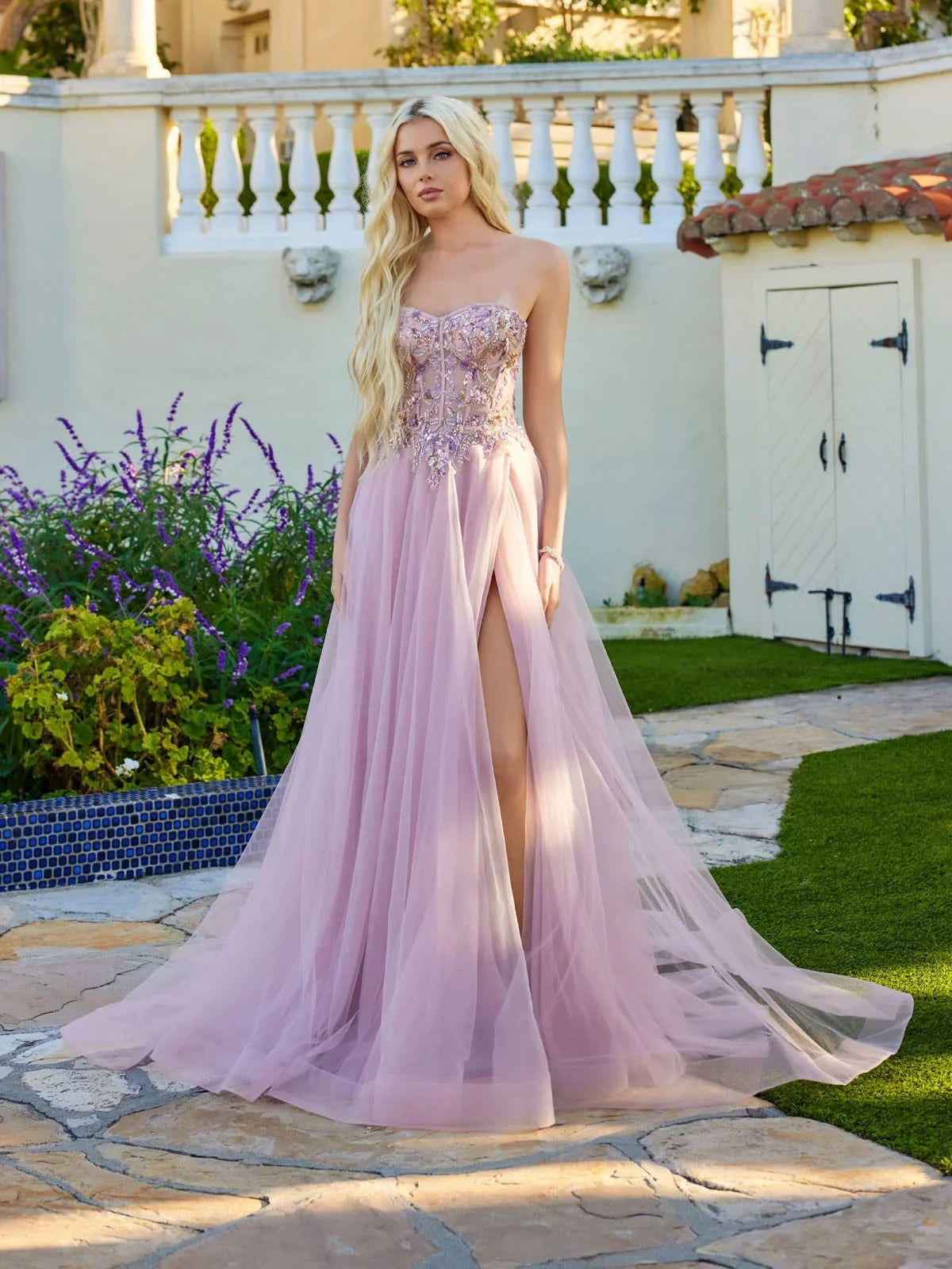 Corset Beaded Floral Slit Sweetheart A-Line Floor-Length Tulle Prom Dress for Red Carpet Event