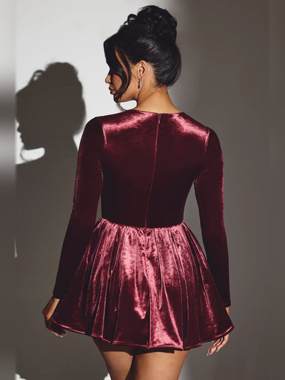 Corset Long-Sleeve Mini Velvet Homecoming Dress for Evening Event