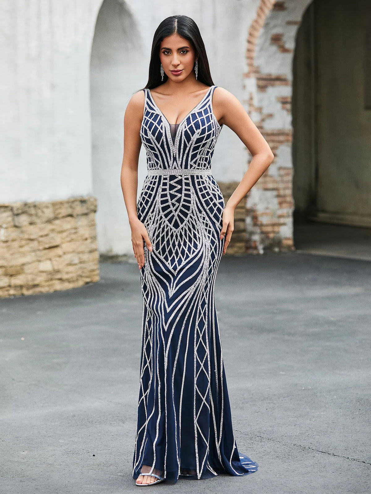 Dark Navy Draped Beaded V Neck Mermaid Maxi Prom Dress for Hotel Gala