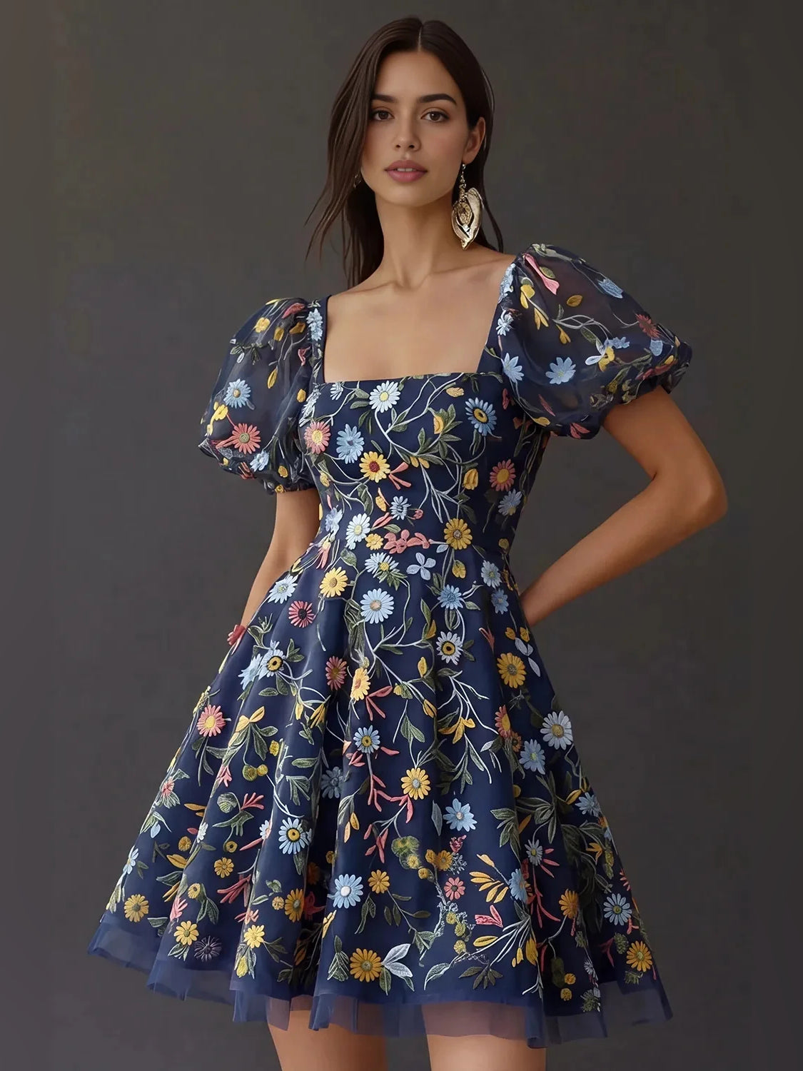 Embroidered Floral Square Neck A-Line Short Tulle Homecoming Dress for Formal Dance