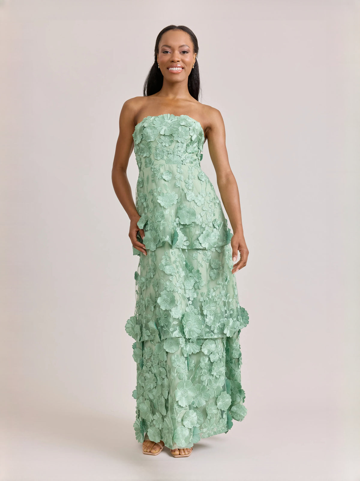 Tiered Flower-Applique Floral Strapless A-Line Floor-Length Prom Dress for Evening Ceremony