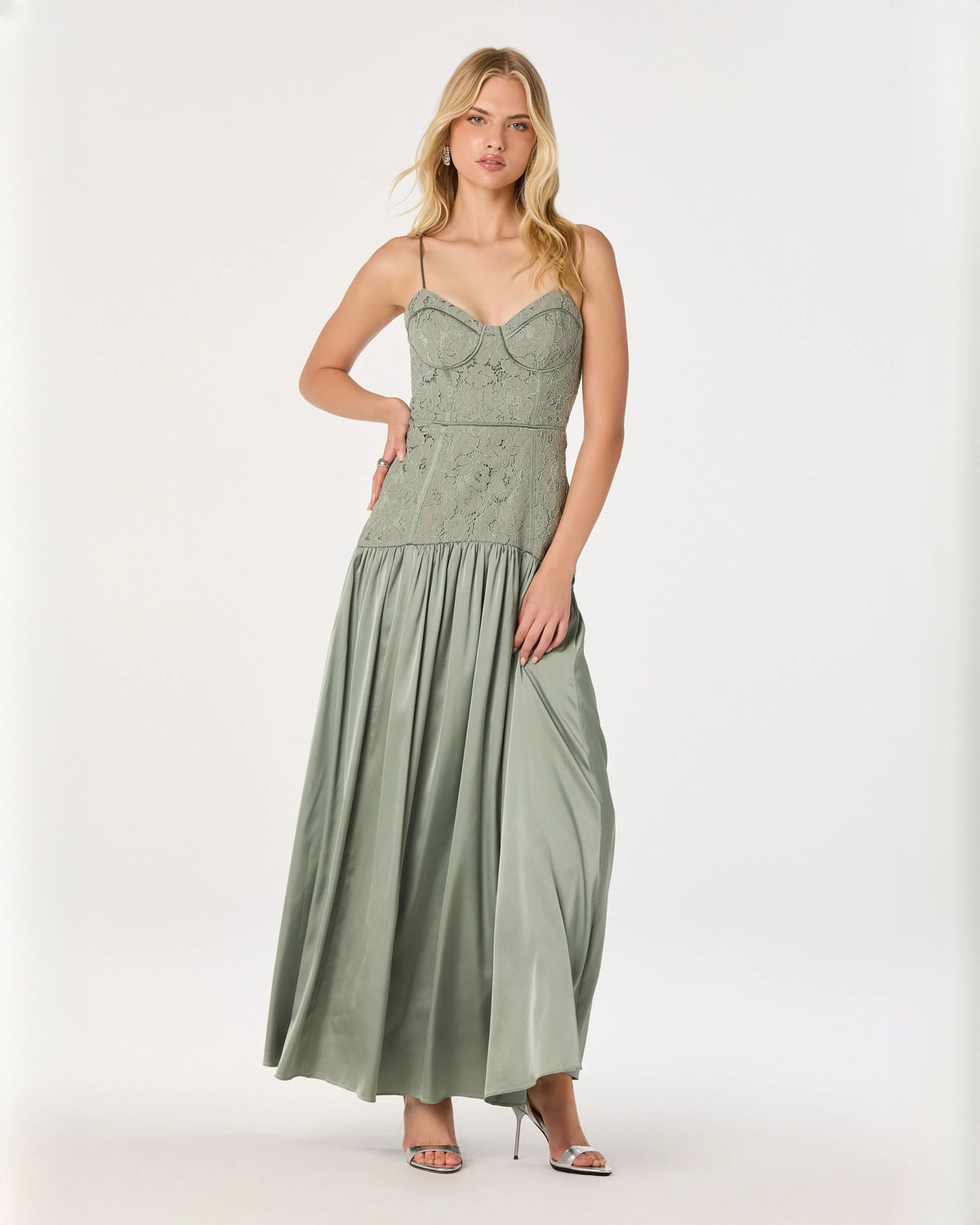 Sleek Bridal Party Sweetheart Structured Satin A-Line Maxi Bridesmaid Dress