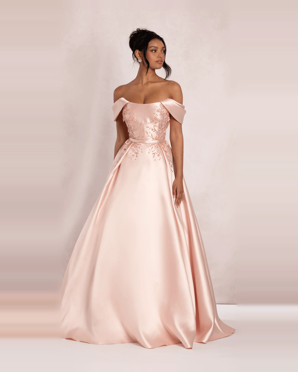 Beaded Off Shoulder Ball-Gown Floor-Length Prom Dress for Evening Banquet