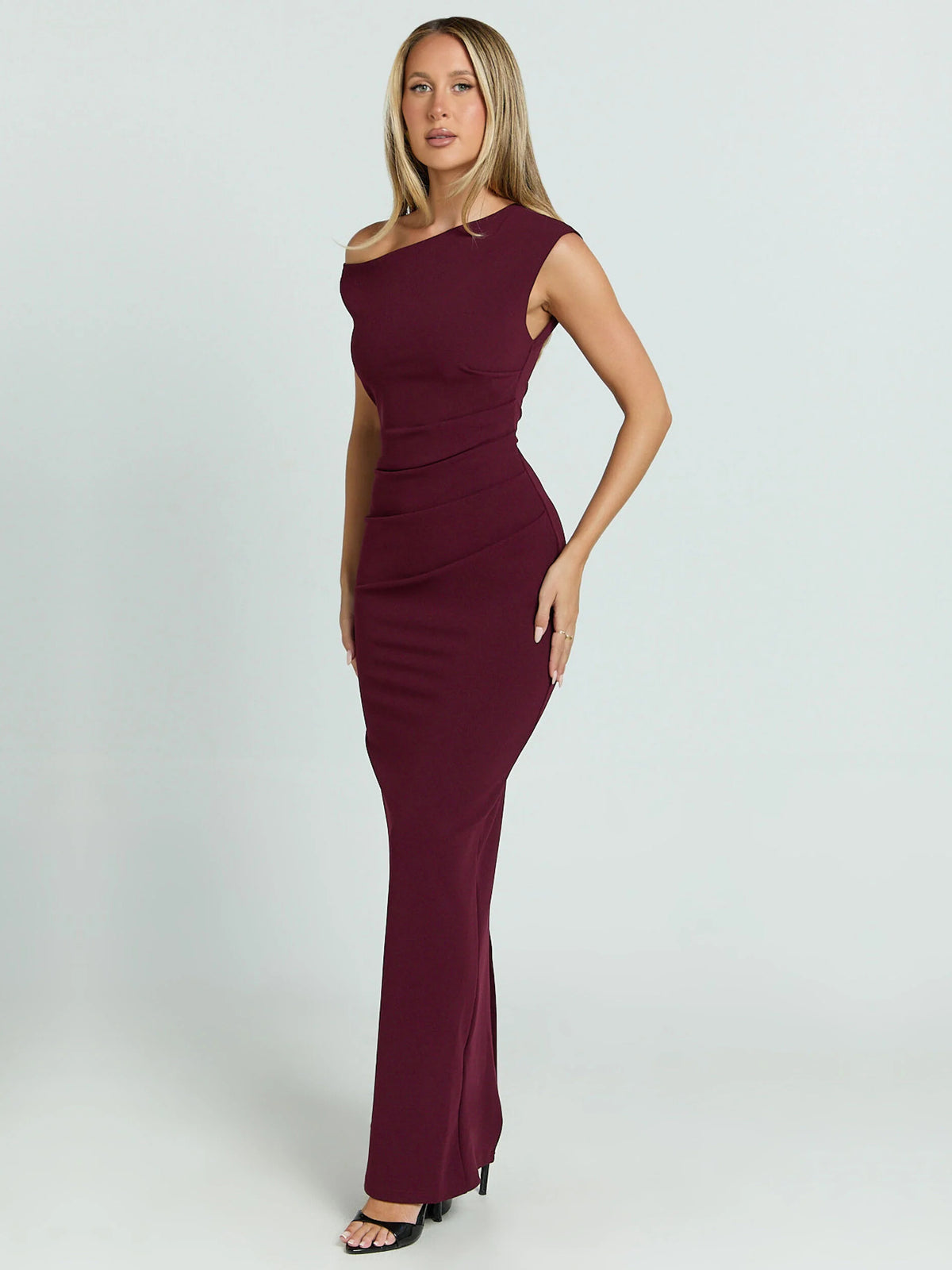 Wine Off-The-Shoulder Sheath Maxi Genie Formal Dress