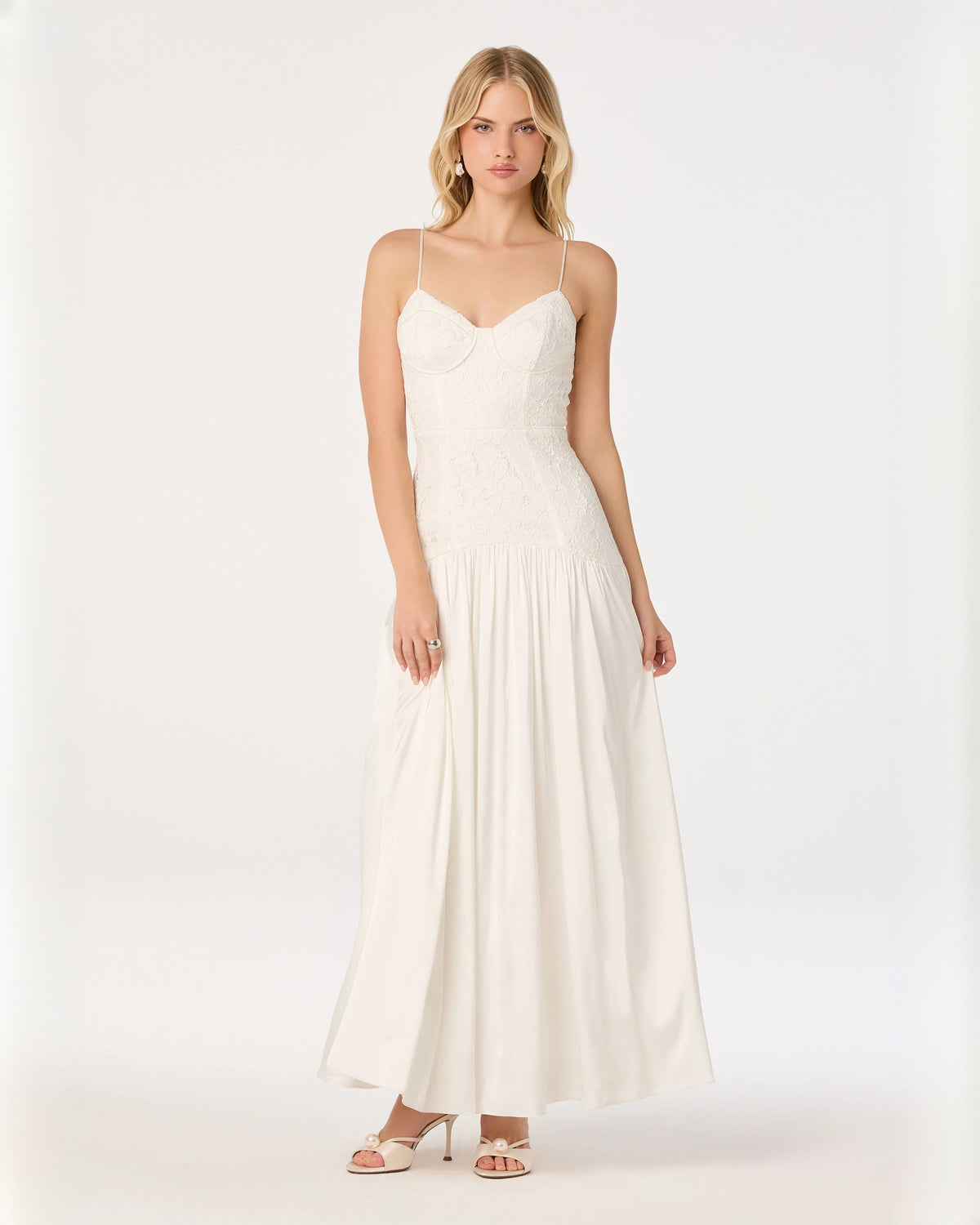 Sleek Bridal Party Sweetheart Structured Satin A-Line Maxi Bridesmaid Dress