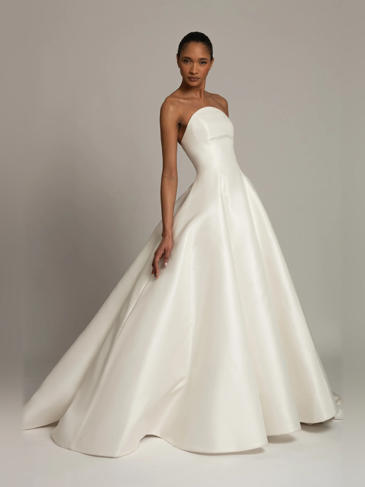 Ball-Gown Floor-Length Formal Dress for Red Carpet Event