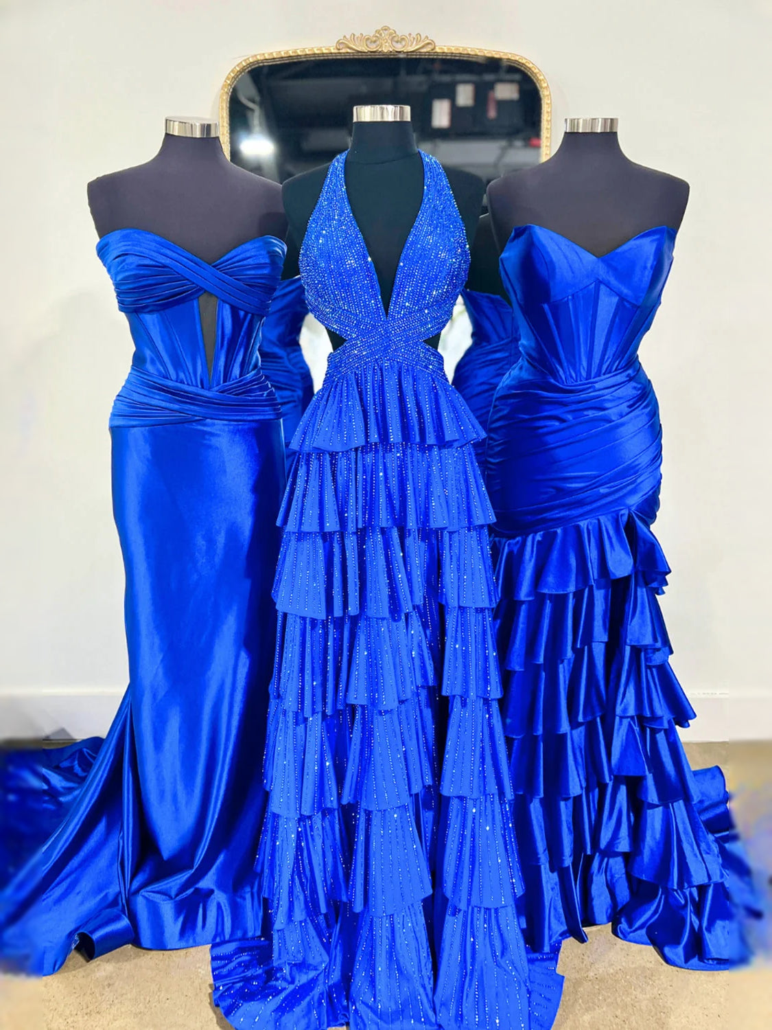 Tiered Beaded Slit V Neck A-Line Floor-Length Prom Dress for Awards Dinner