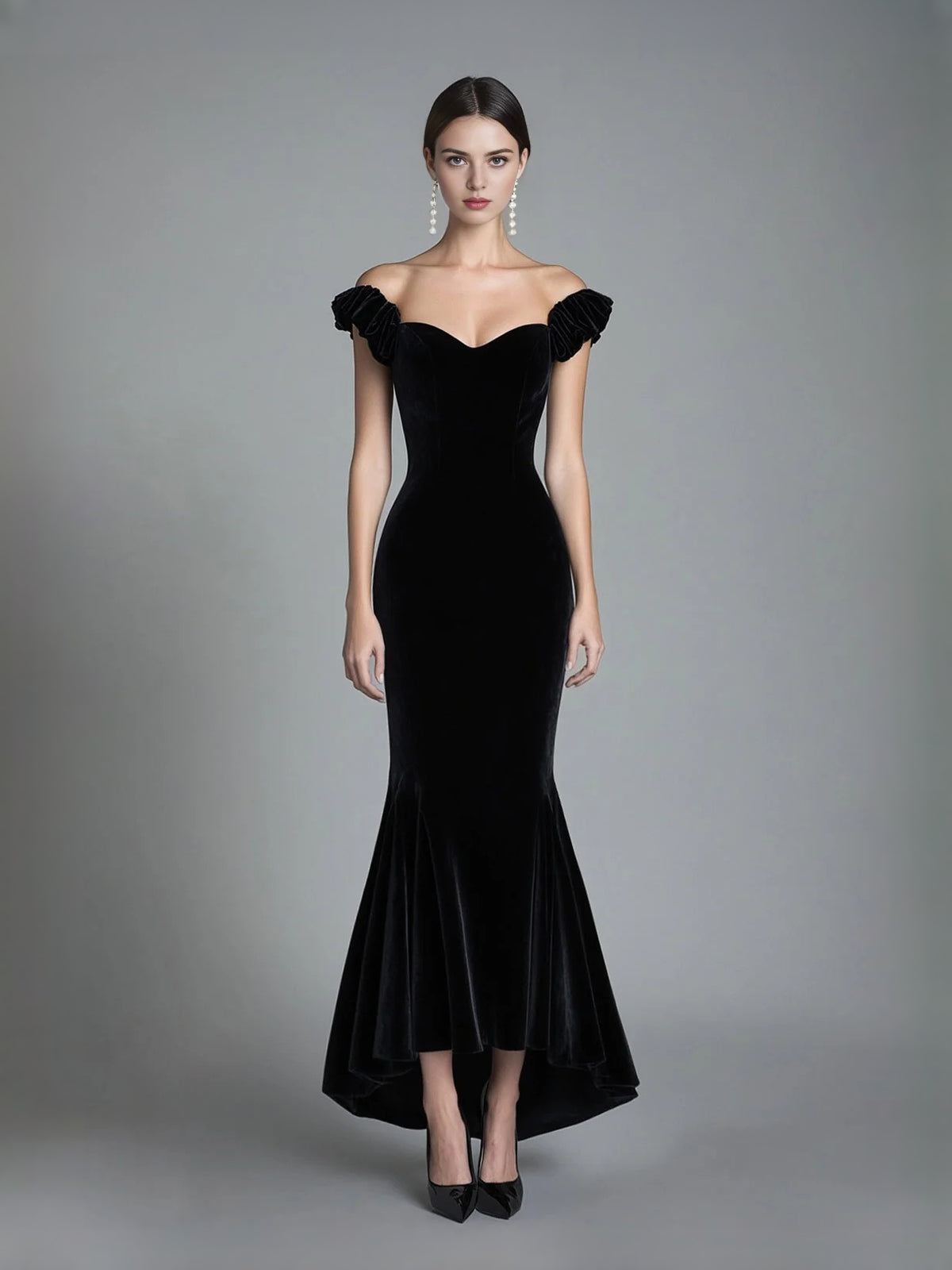 Black Ruffled Sweetheart Mermaid High-Low Velvet Prom Dress for Gala