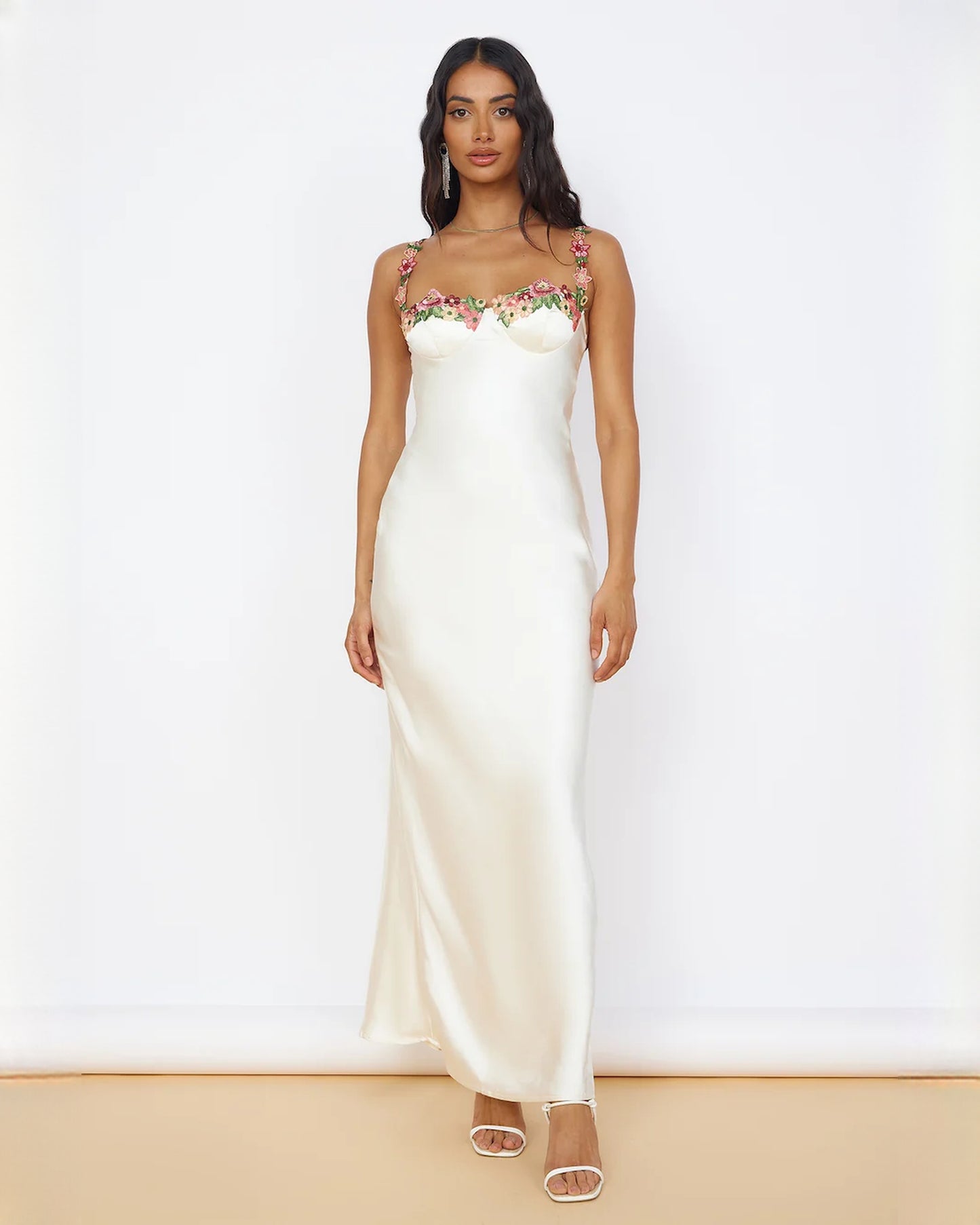 Polished Bridal Celebration Sleeveless Satin A-Line Maxi Bridesmaid Dress