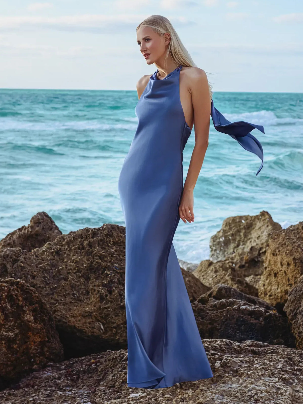 Halter Neck Open Back Mermaid Floor-Length Sleek Formal Dress