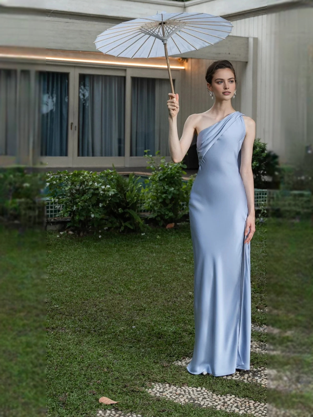 Draped Side-Slit Slit Halter Neck Sheath Maxi Satin Prom Dress for Charity Ball