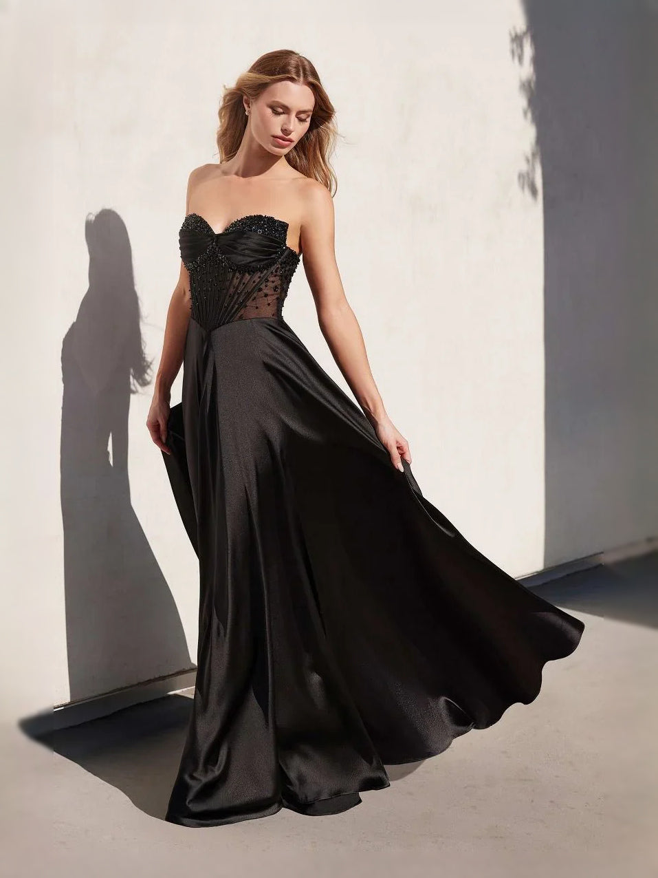 Ruched Corset Sweetheart Ball-Gown Floor-Length Satin Prom Dress for Charity Ball