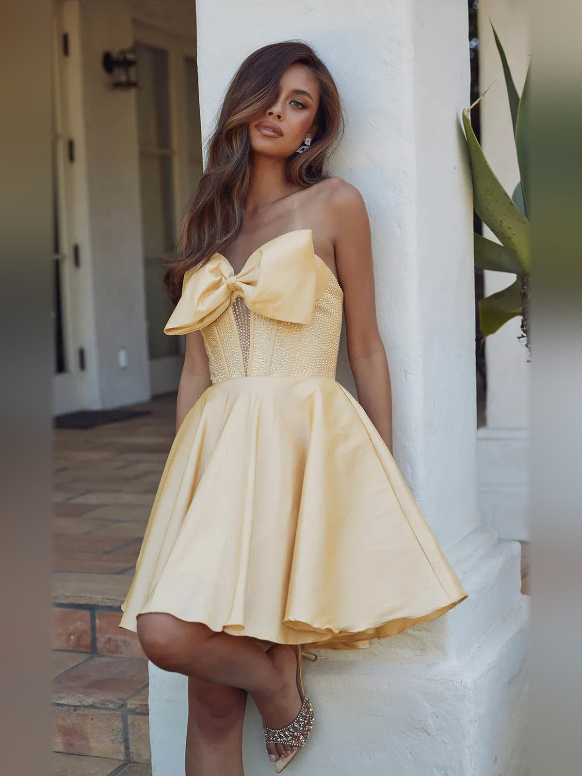 Pleated Corset Strapless A-Line Mini Satin Homecoming Dress for Banquet Dinner