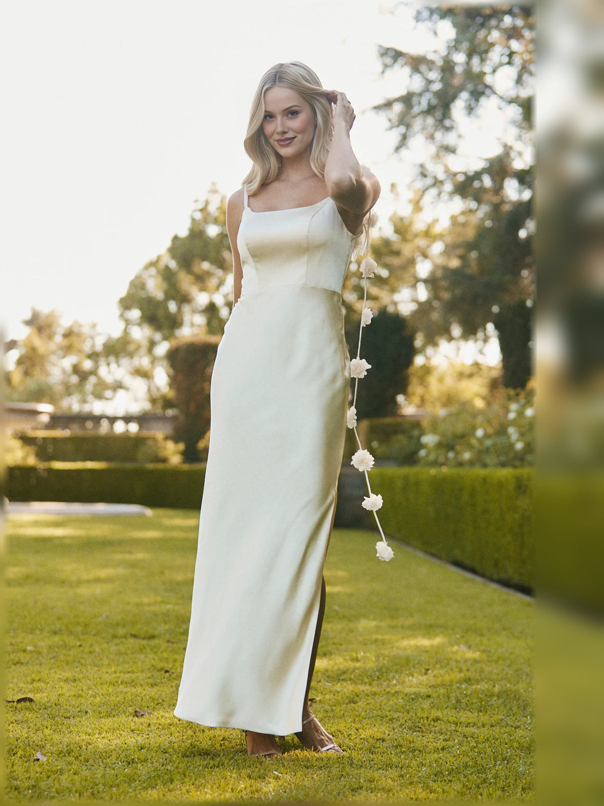 Slit Square Neck Bodycon Maxi Satin Bridesmaid Dress for Estate Wedding