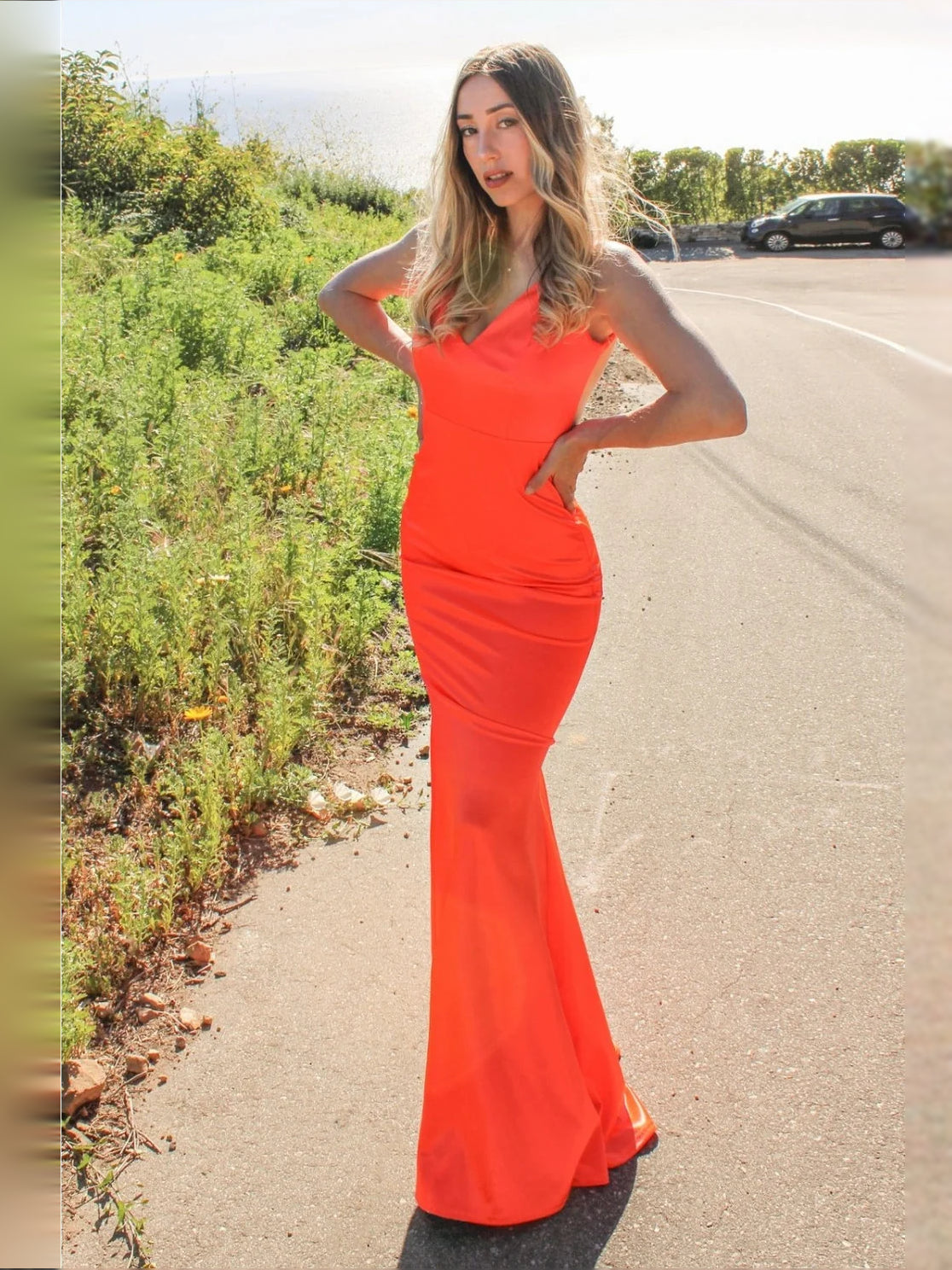 Backless V Neck Mermaid Floor-Length Satin Prom Dress for Hotel Gala